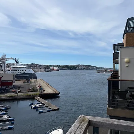 Sjofront Med Terrasse - Sentralt Stavanger
