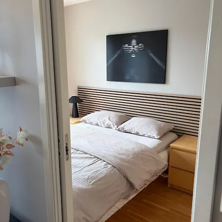 Apartamento Sjofront Med Terrasse - Sentralt