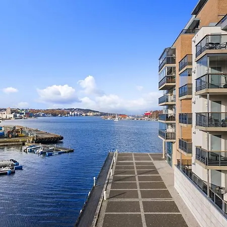 Sjofront Med Terrasse - Sentralt Stavanger